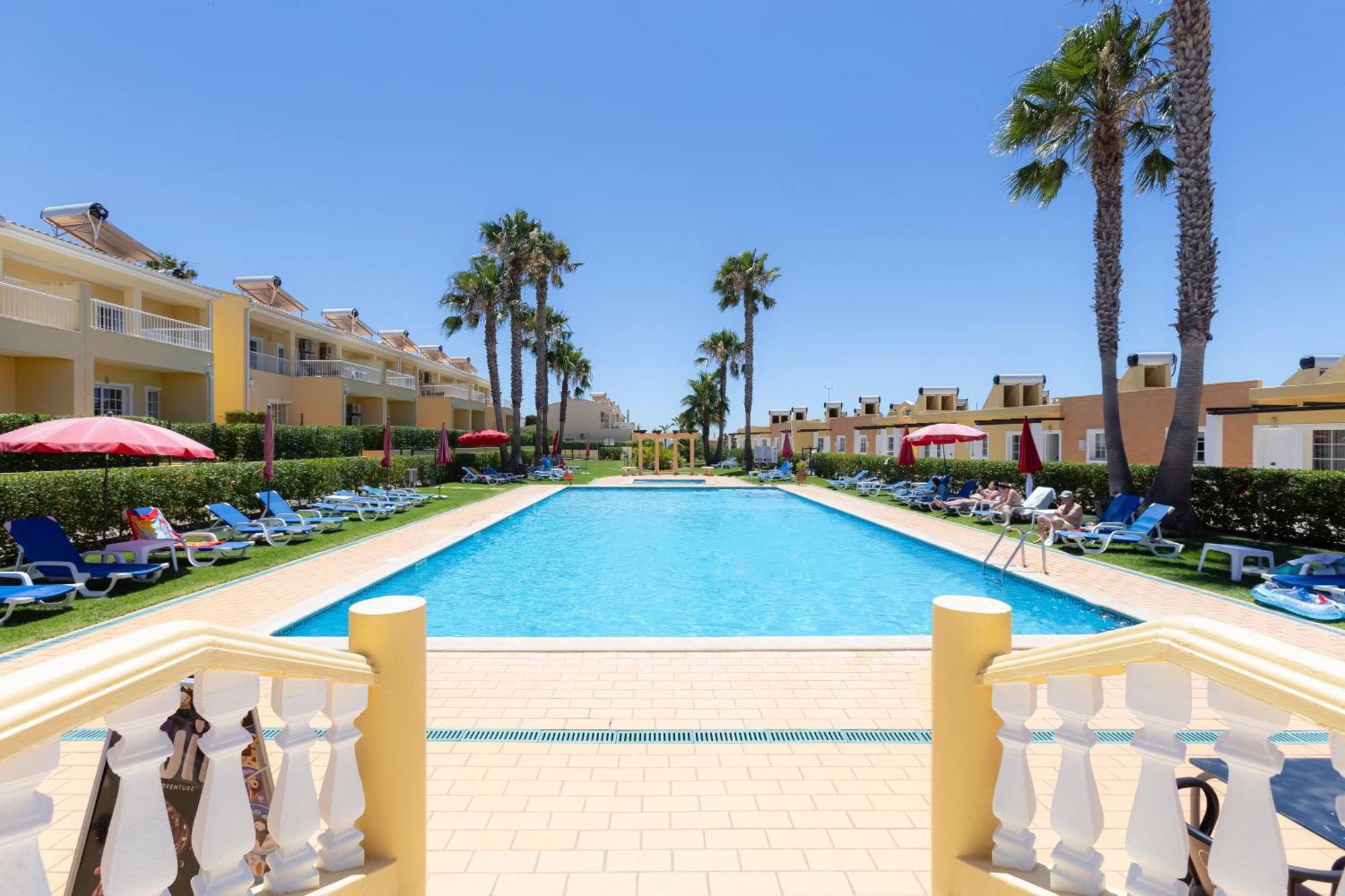 Villas Barrocal Pêra Екстериор снимка