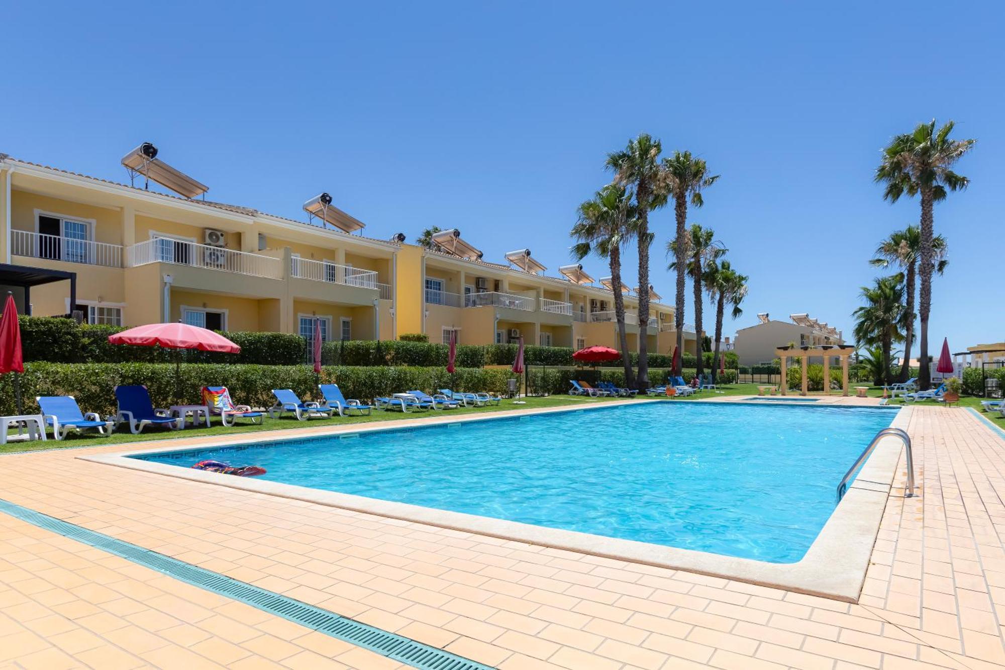 Villas Barrocal Pêra Екстериор снимка